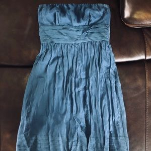 mid-length blue strapless dance dress